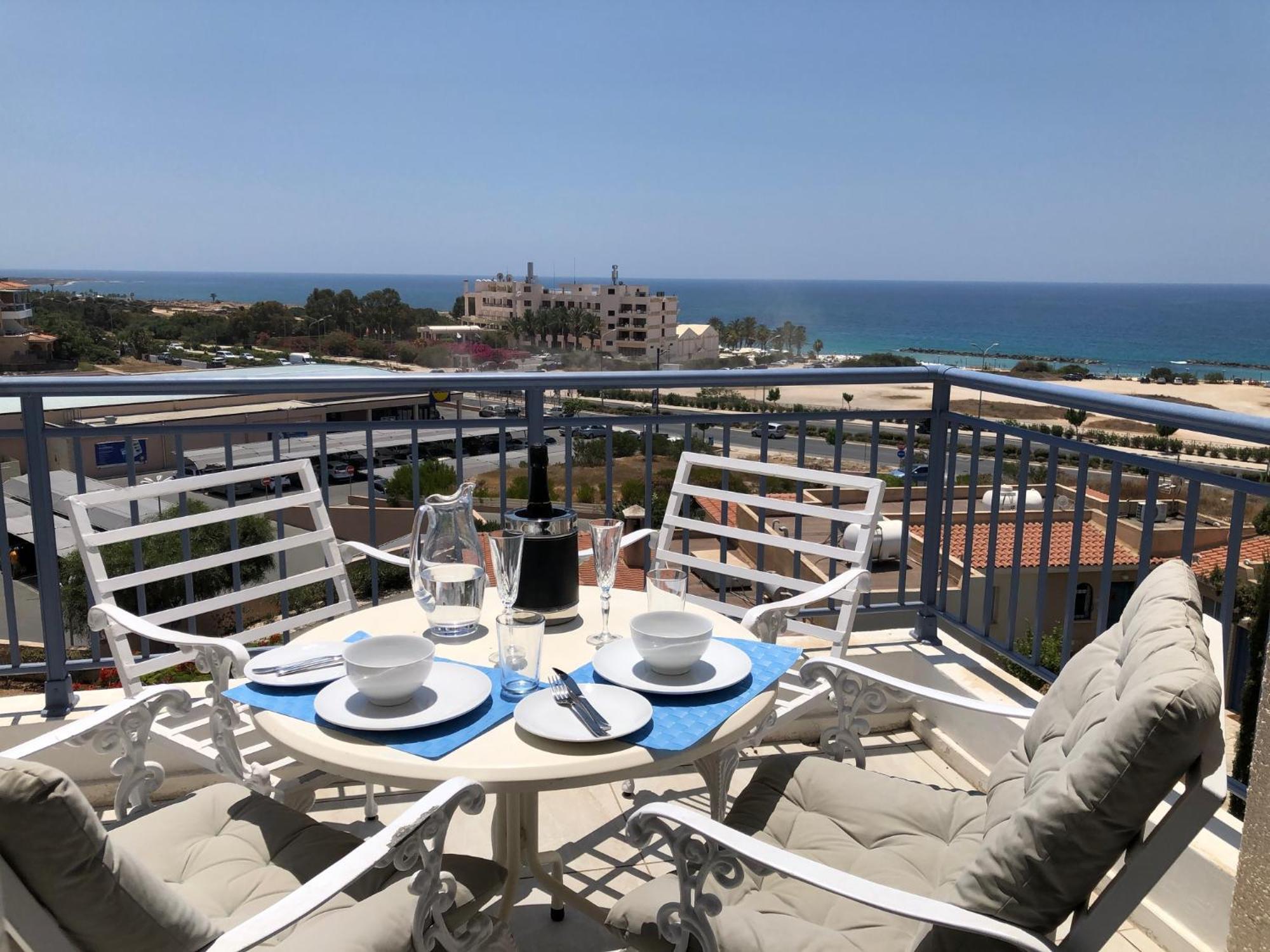 Kings Palace - Modern Penthouse With Incredible Sea Views Paphos Esterno foto
