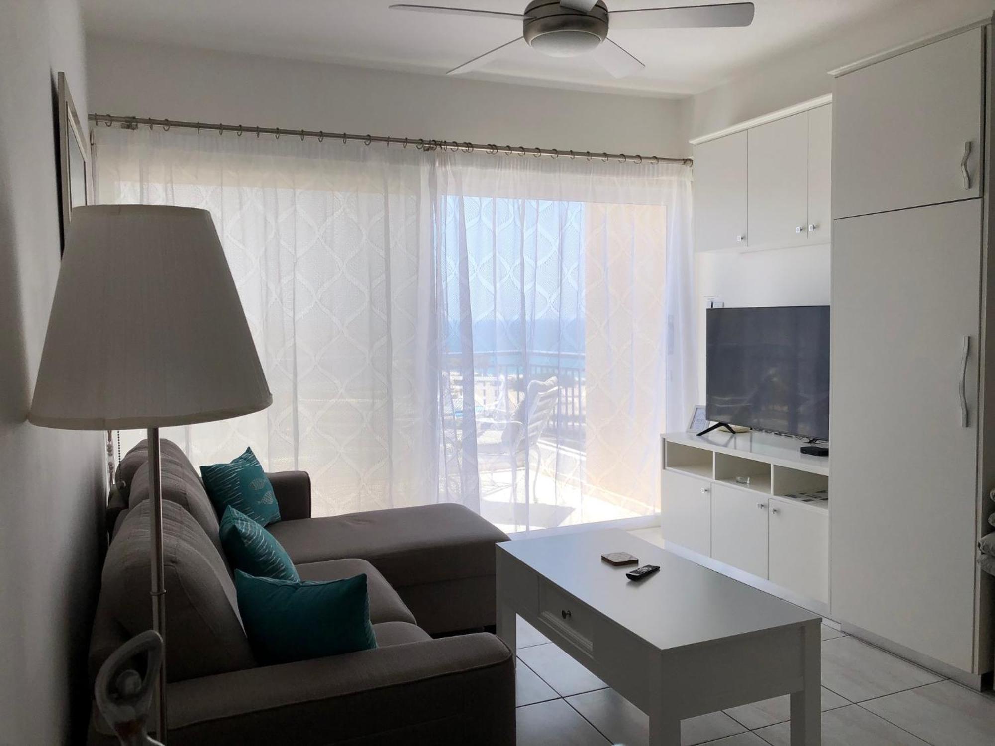 Kings Palace - Modern Penthouse With Incredible Sea Views Paphos Esterno foto