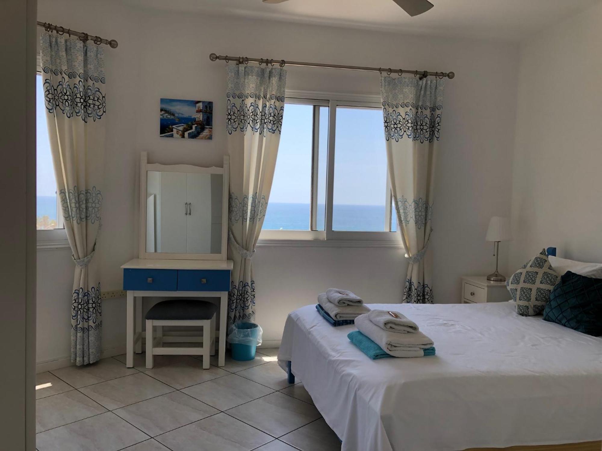 Kings Palace - Modern Penthouse With Incredible Sea Views Paphos Esterno foto